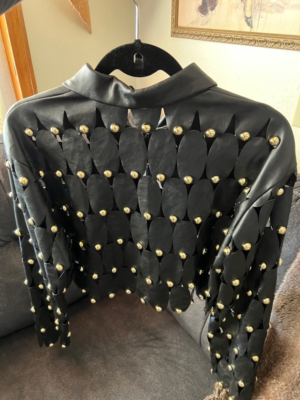 ✨AKIRA Black Cropped Studded Scalloped Leather-Look Shirt✨ - Picture 13 of 14